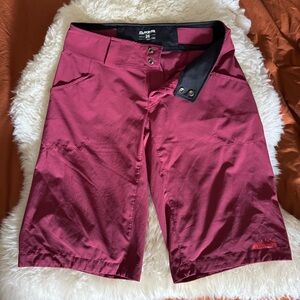 Women’s Dakine Mountain Biking Shorts 26